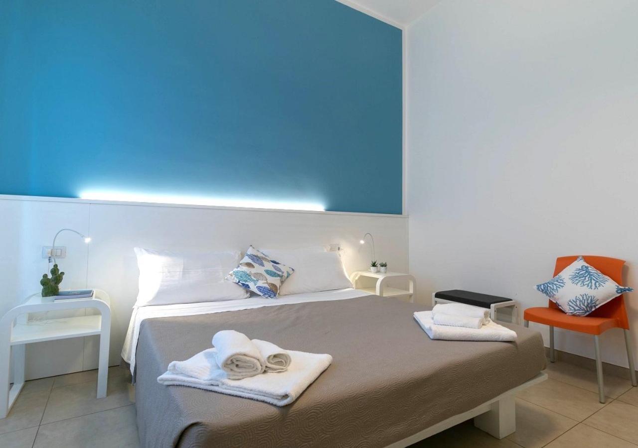 Fronte Mare Rooms By Salentolimit Порто Чезарео Екстериор снимка