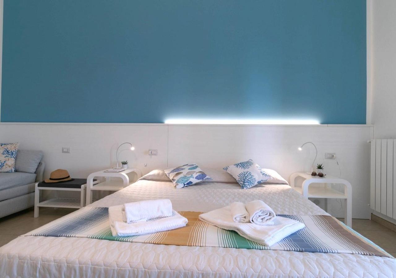 Fronte Mare Rooms By Salentolimit Порто Чезарео Екстериор снимка