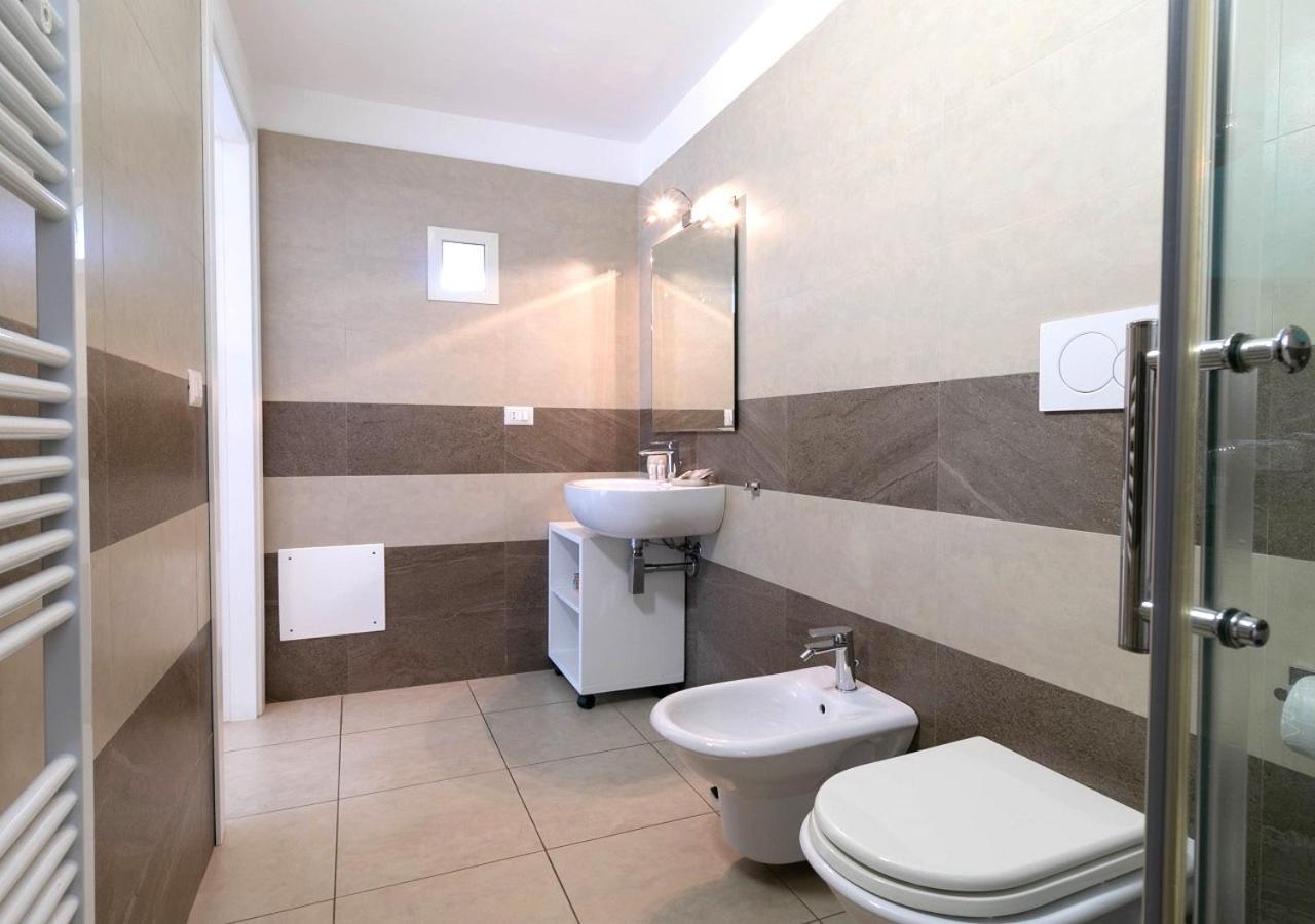 Fronte Mare Rooms By Salentolimit Порто Чезарео Екстериор снимка